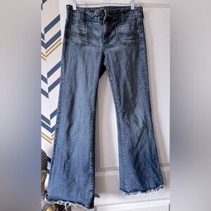 See Thru Soul Bell Bottom / Wide Leg Low Rise Jeans Size 30